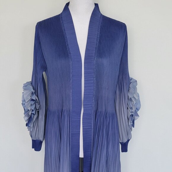 TUCKERNUCK BEULAH STYLE Long Blue Ombre Stretch Pleat Flower Sleeve Dress ALL - Picture 3 of 10